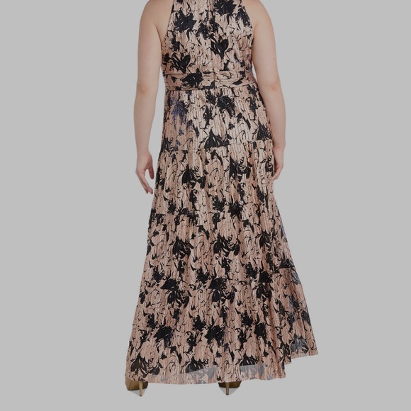 Elegant Black and Bronze Floral Maxi Dress - Picture 3 of 5